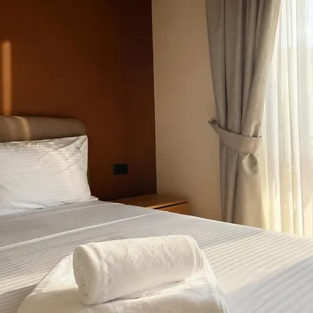 Azel Boutique Hotel *